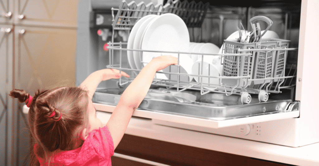 Καθάρισμα και απολύμανση πλυντηρίου πιάτων