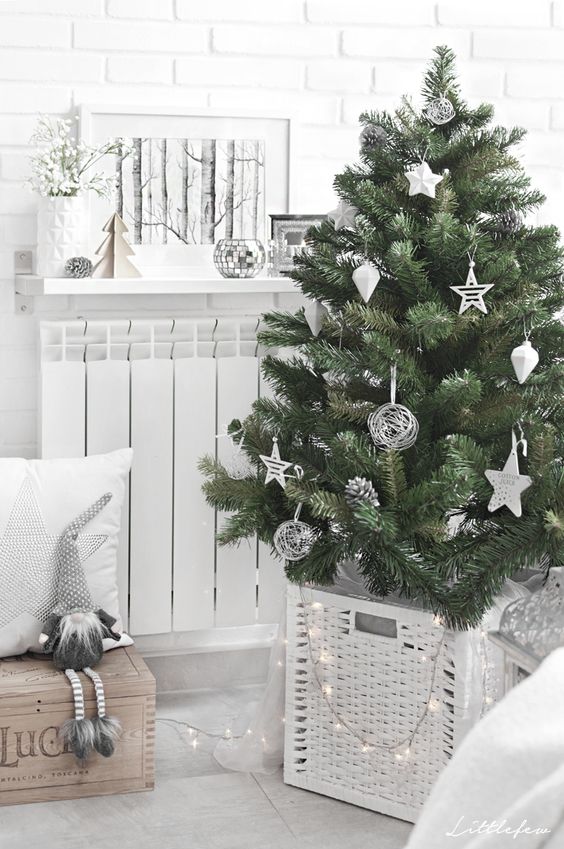 20 ιδέες διακόσμησης για ένα μοντέρνο χριστουγεννιάτικο δέντρο