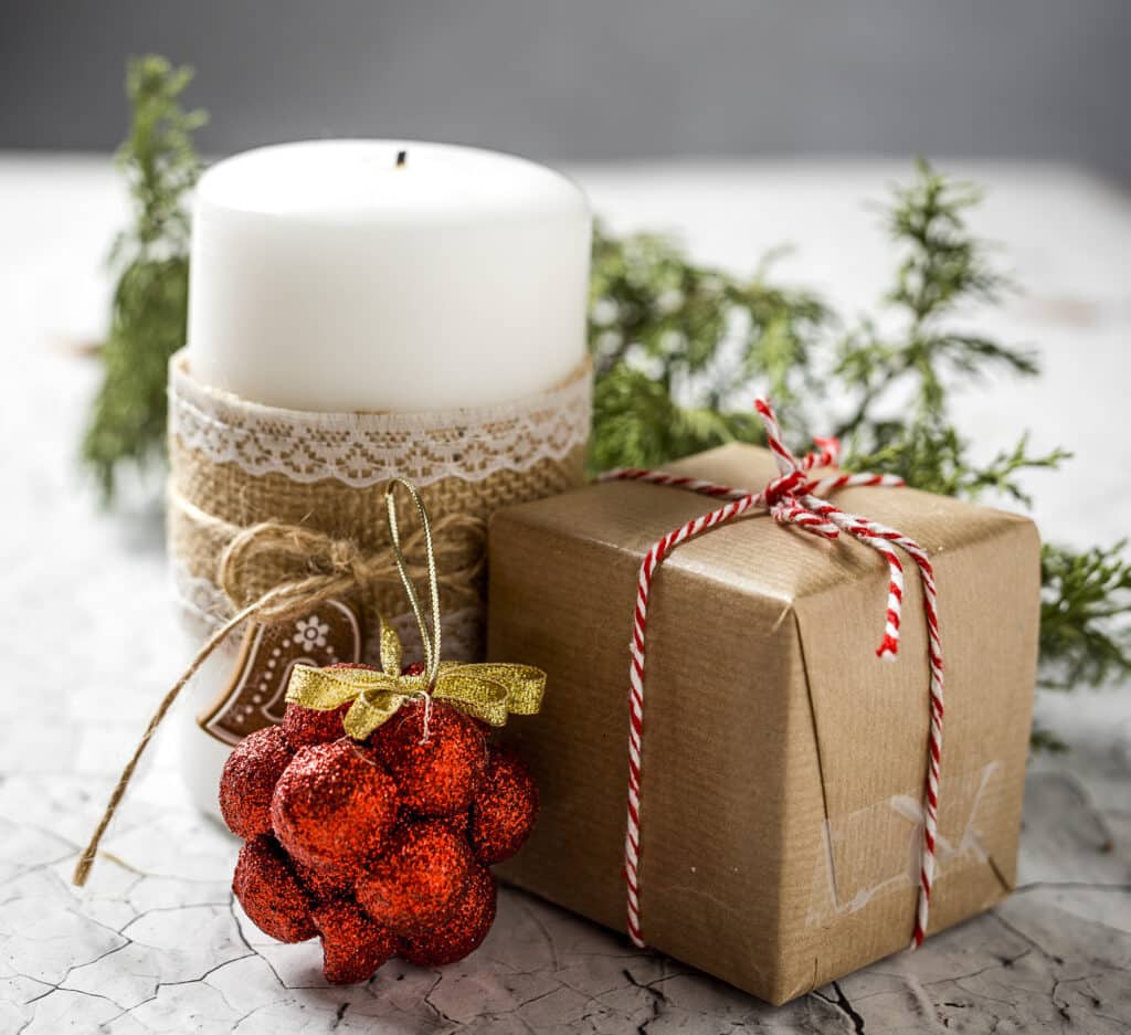 10 έξυπνες ιδέες για να κάνετε οικονομικά χριστουγεννιάτικα δώρα στους αγαπημένους σας