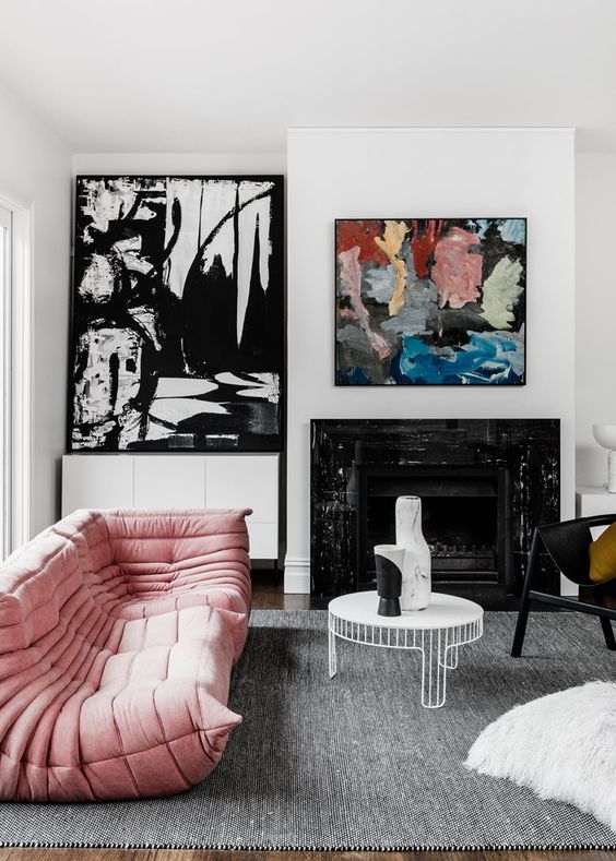 20 ιδέες διακόσμησης σαλονιού με ροζ καναπέ