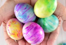 Βάψτε τα ωραιότερα πασχαλινά αυγά με αφρό ξυρίσματος