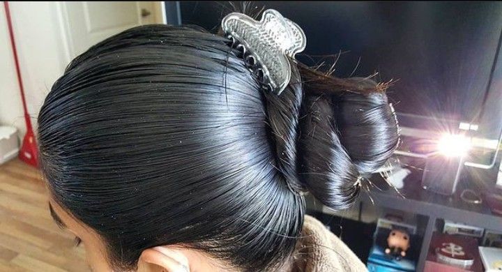 Τα 3 λάθη που κάνουν όλες οι γυναίκες και έχουν λαδωμένα μαλλιά και το κόλπο για να θέλετε λούσιμο μόνο 2 φορές την εβδομάδα