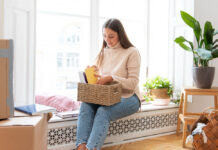 Σπίτι με δύο δωμάτια: Πώς να αξιοποιήσετε έξυπνα κάθε τετραγωνικό