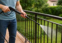 Πώς να καθαρίσετε αποτελεσματικά τα κάγκελα μπαλκονιού και κήπου